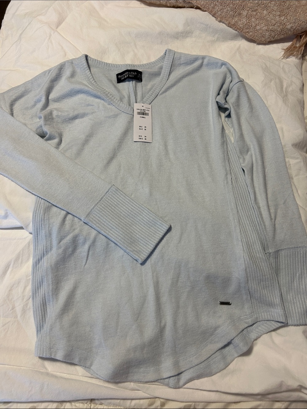 NWT Abercrombie soft AF long sleeve top